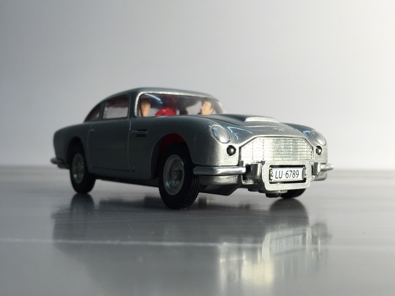 Illustration for article titled Martin, Aston Martin by Corgi